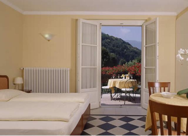 Hotel Villa Delle Palme Cannobio Exterior foto